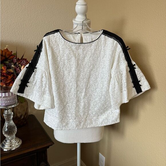 Burberry Children White & Black Eyelet Bow Flare Sleeve Blouse Top Sz 10 Easter - Picture 1 of 5